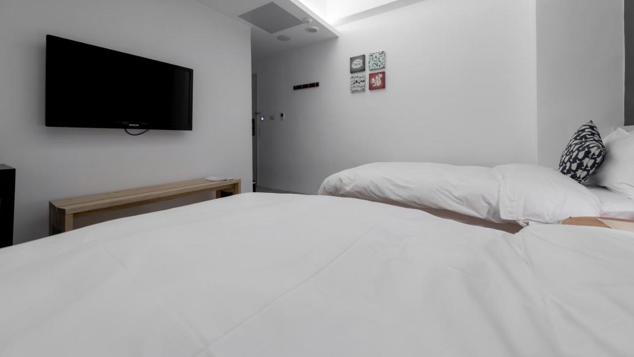 Wountain Hotel Kota Hualien Bagian luar foto
